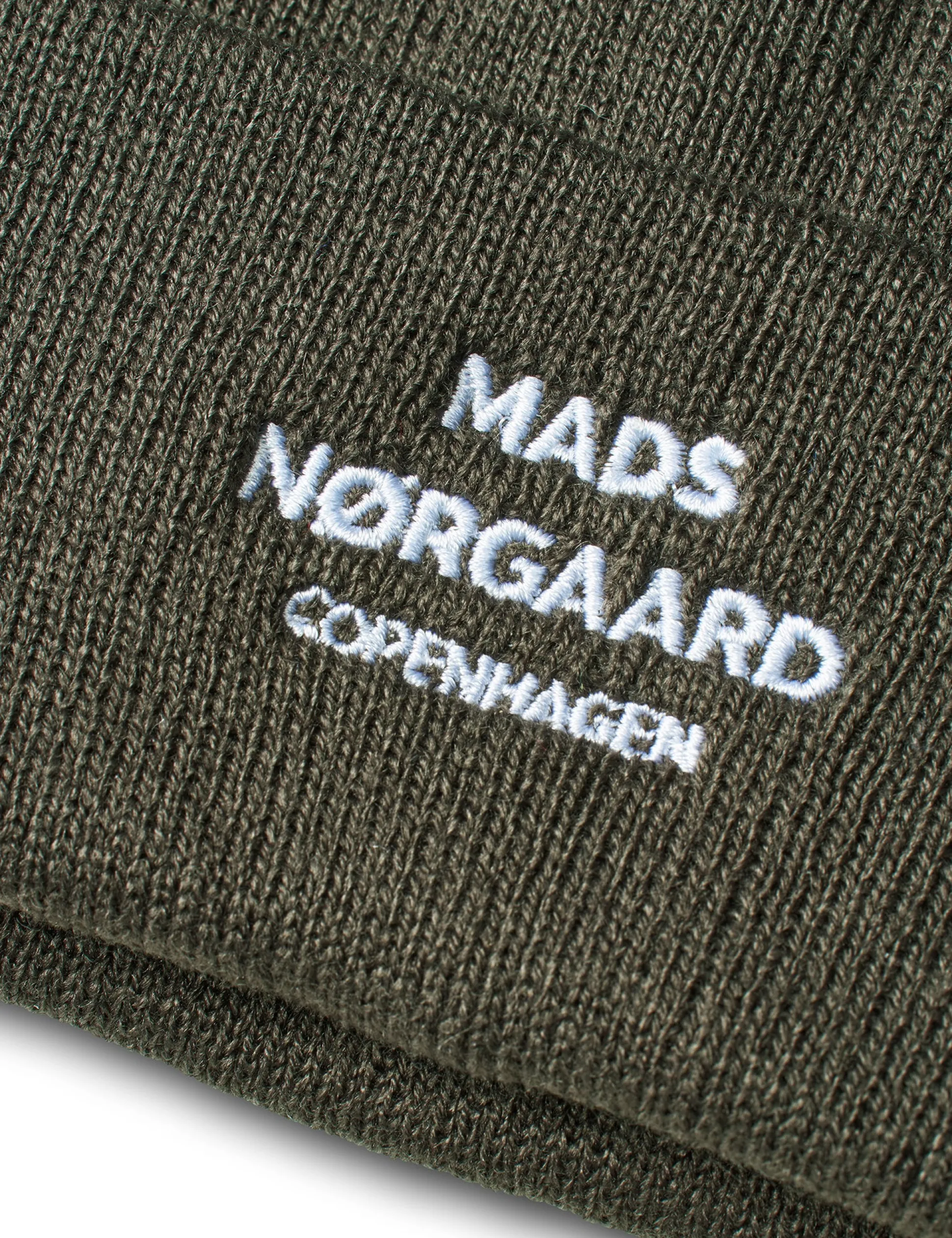 Isak Logo Ambas Beanie