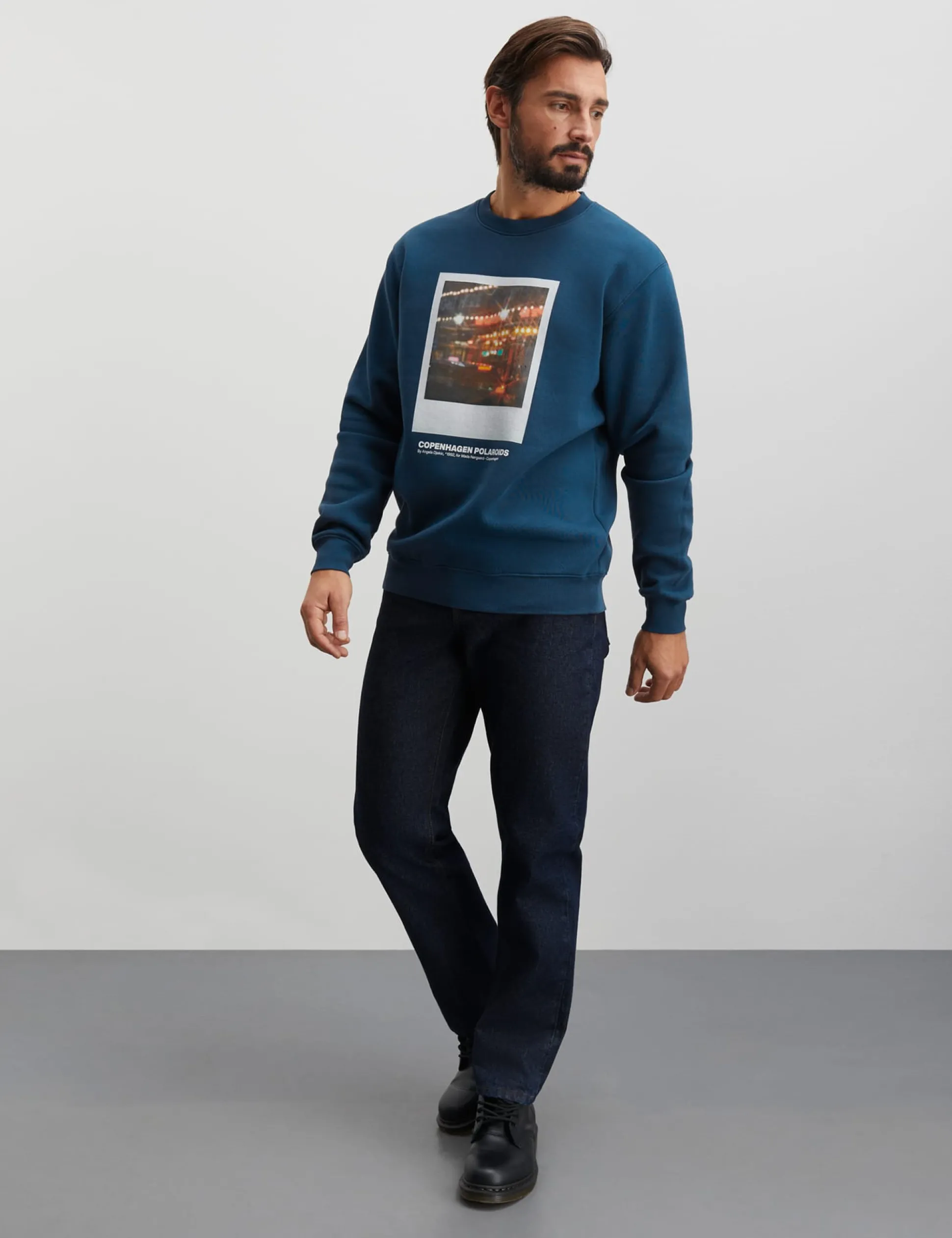 Standard Crew Poloroide Sweat
