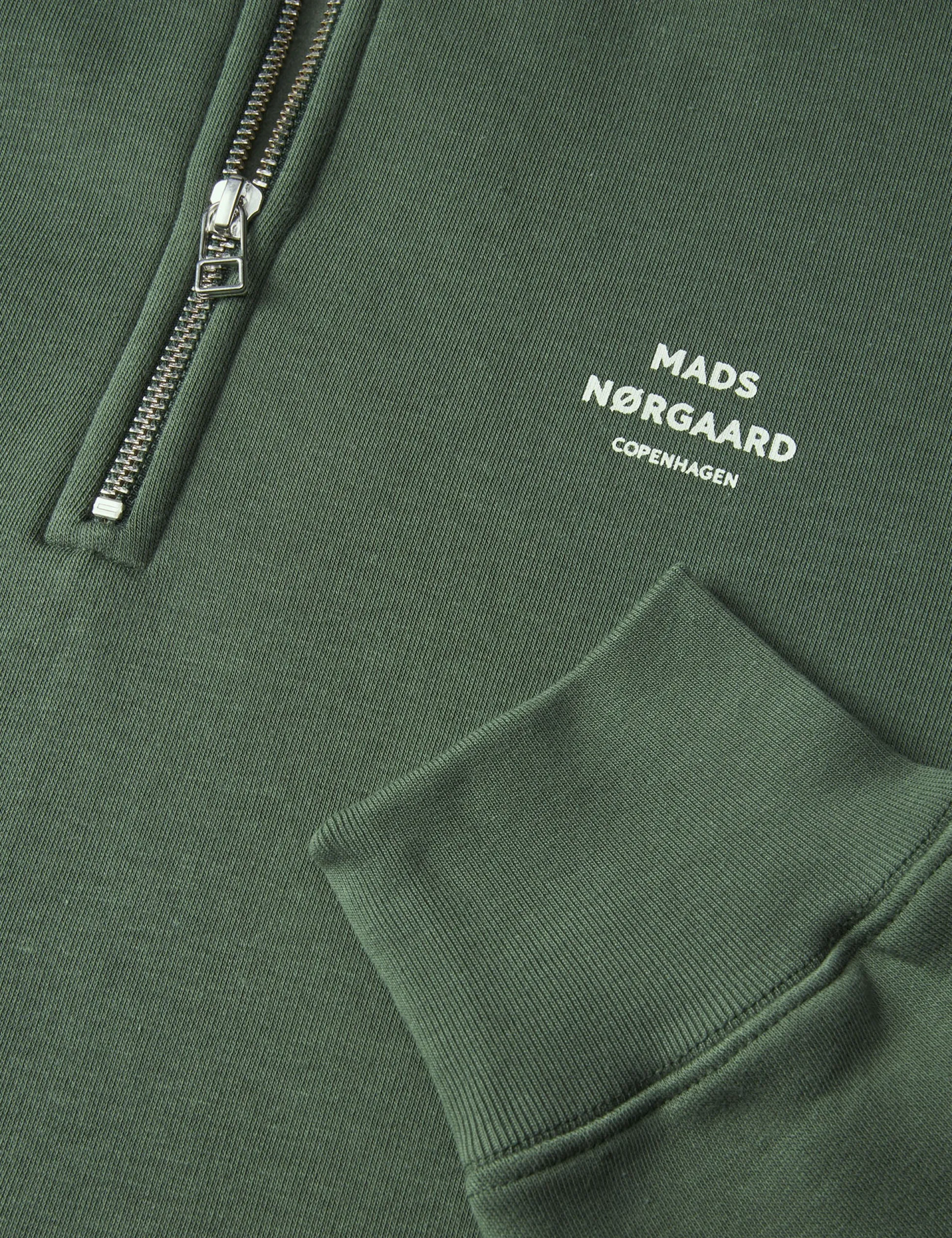 Standard Half Zip Logo Sweat