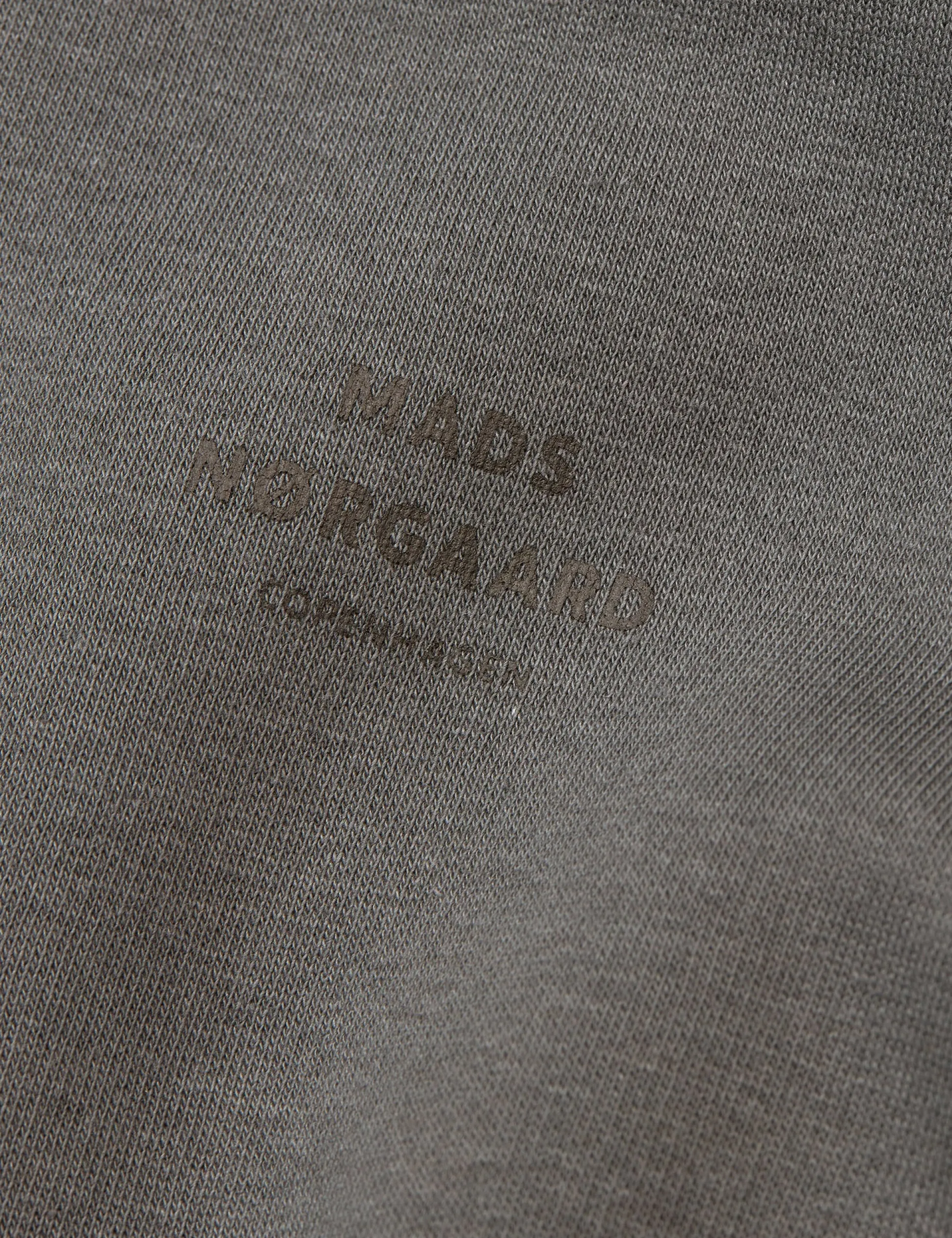 Standard Hoodie Logo Sweat