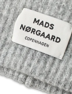Tosca Anju Hat