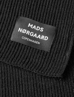 Wool Arne Scarf